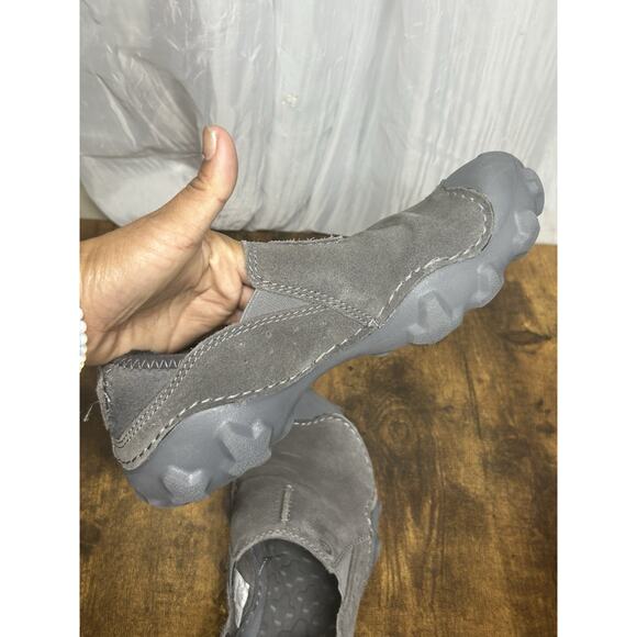 CLARKS Mokolite Easy Mens Sz 7.5 Slip Ons Grey Suede Lightweight Hiking Outdoor - Picture 5 of 11